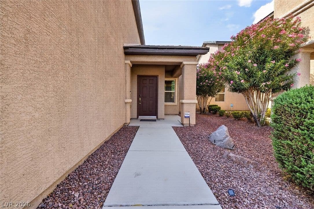 8105 Celina Hills Street photo 3