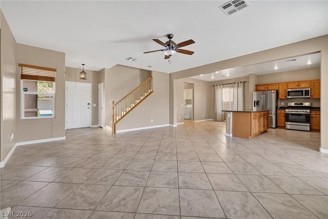 8105 Celina Hills Street photo 5