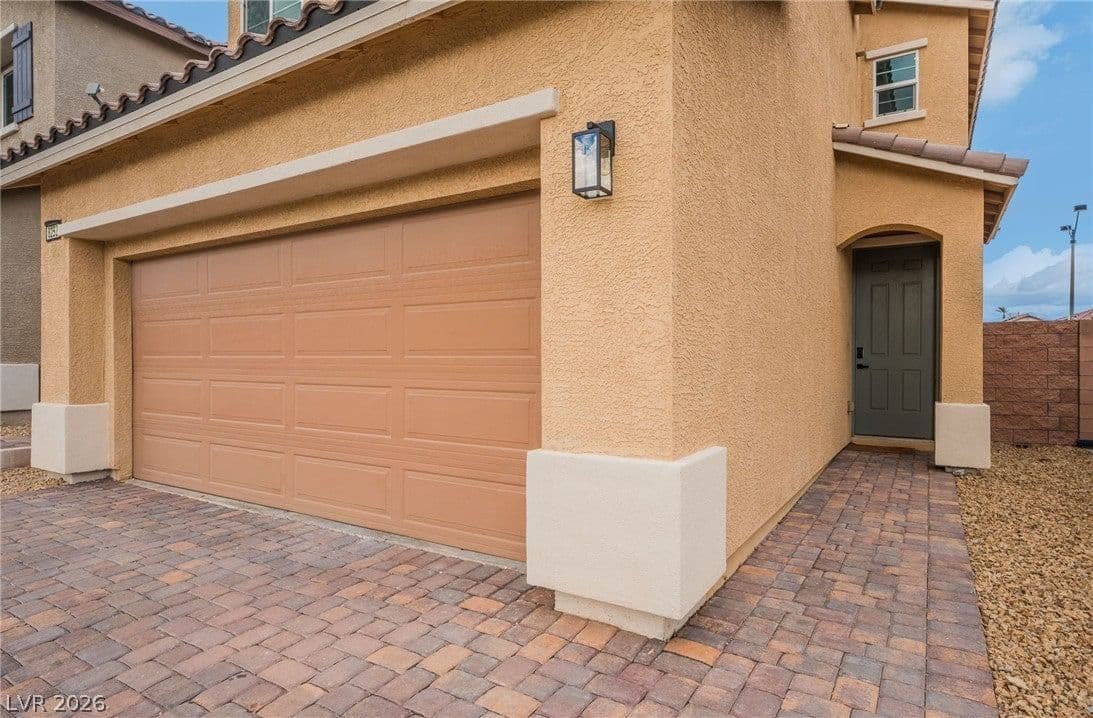 8252 Nebula Cloud Avenue photo 4