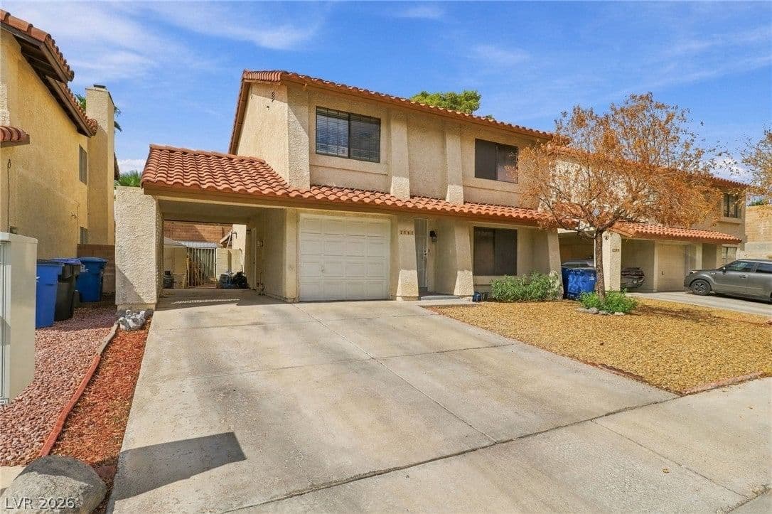 2507 Albemarle Way photo 2
