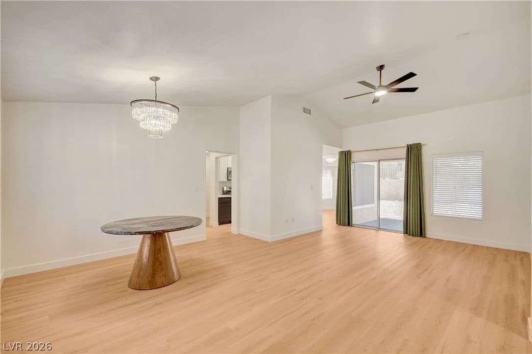 2621 Lotus Hill Drive photo 5