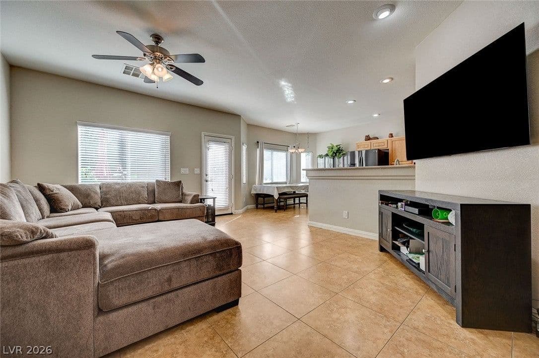 2185 Haypenny Court photo 4