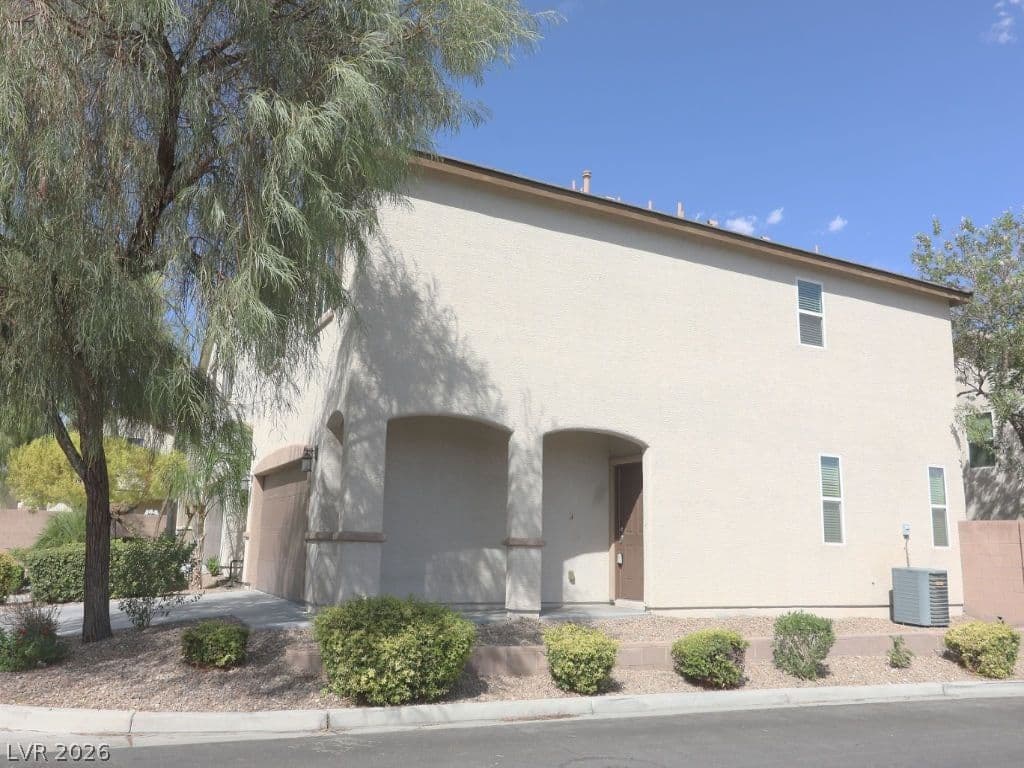 5662 Primrose Peak Court photo 3
