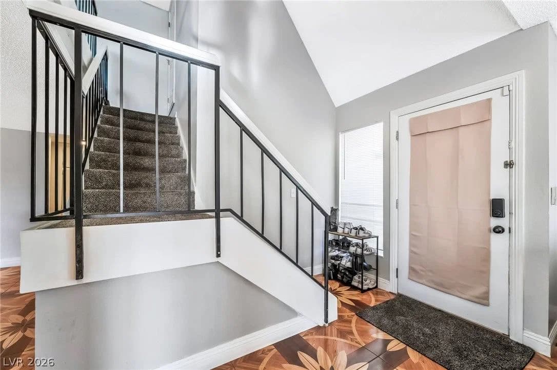 4733 Castle Rock Court photo 4