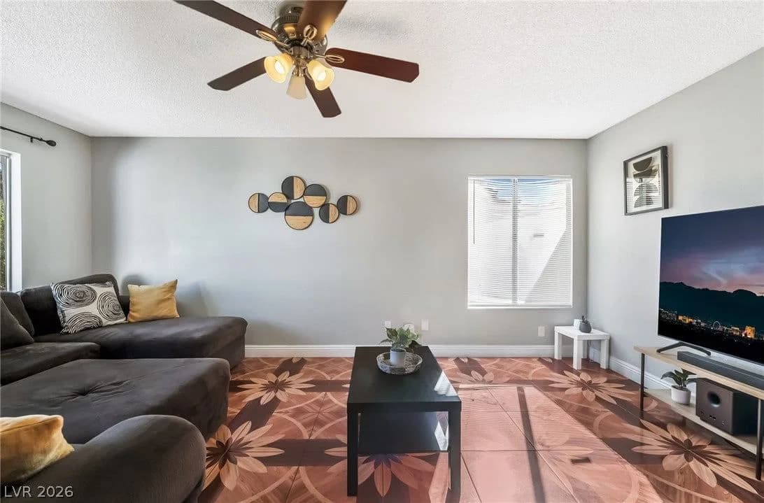 4733 Castle Rock Court photo 5