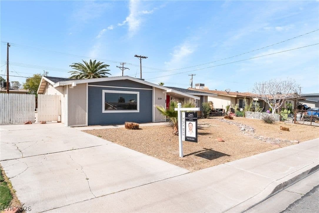 2129 Michael Way photo 3