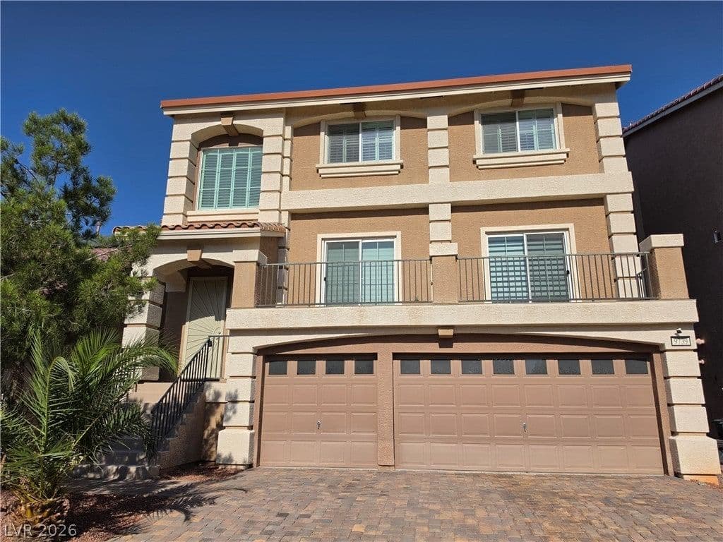 9739 Fox Estate Street
