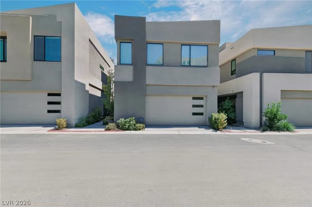 5 Promenade Isle Lane