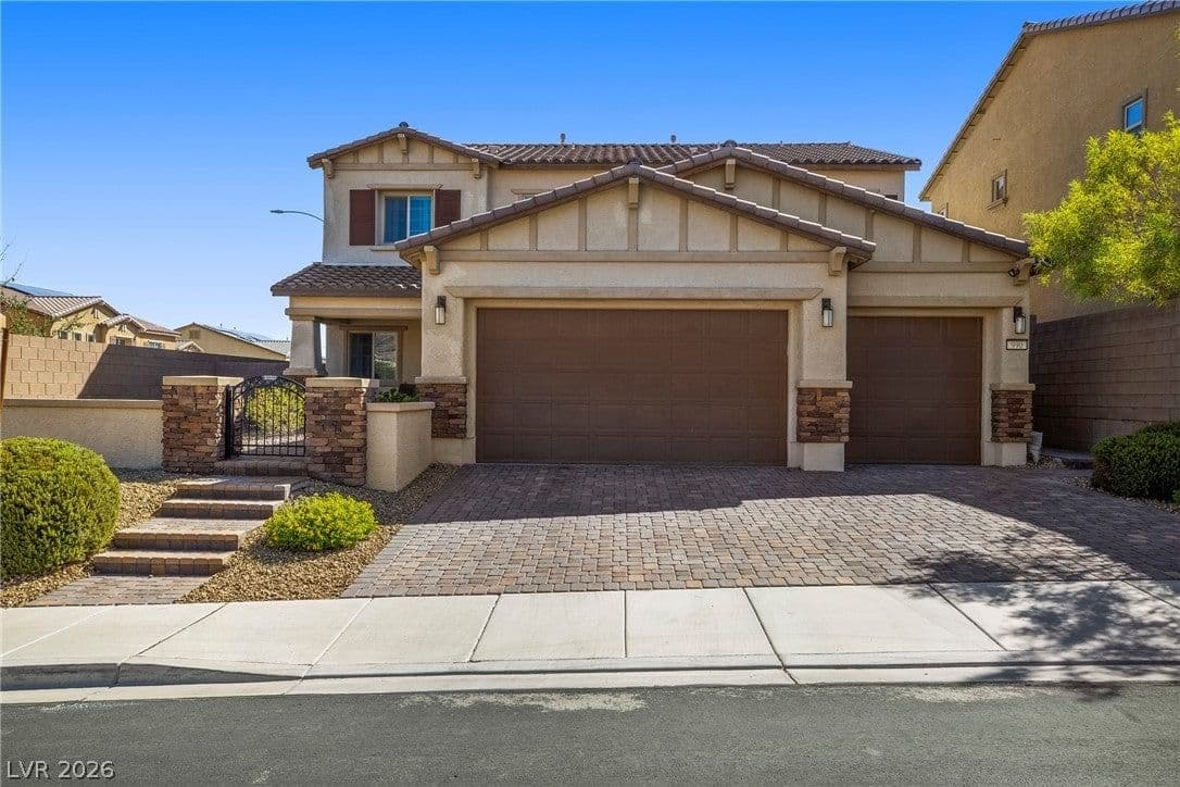 990 Floral Creek Court