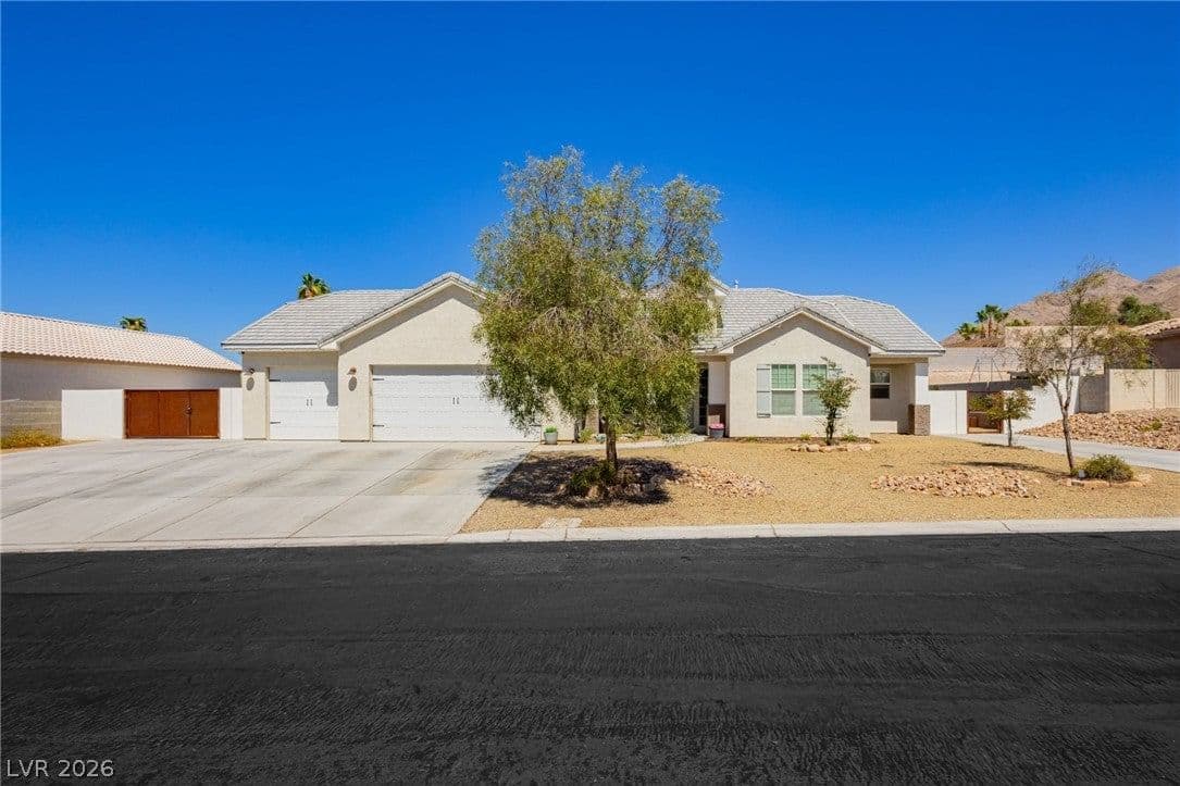 6800 Keren Marie Avenue