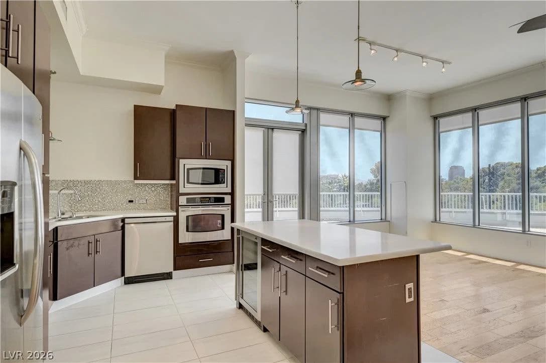 360 Desert Inn Road