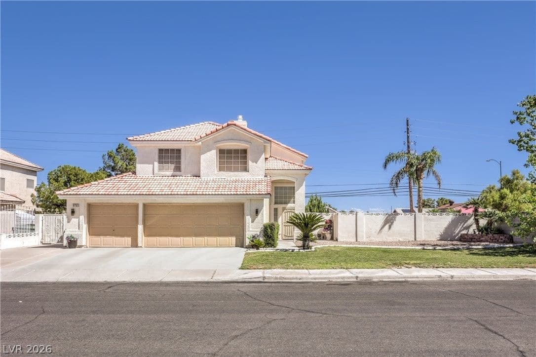 5712 Emperor Way