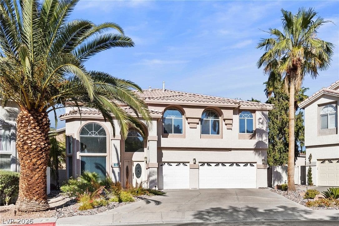 118 Weatherwood Court