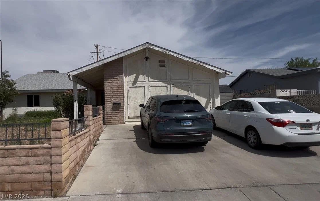 2924 Lindell Road