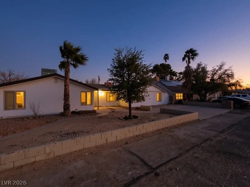 1710 Shadow Mountain Place
