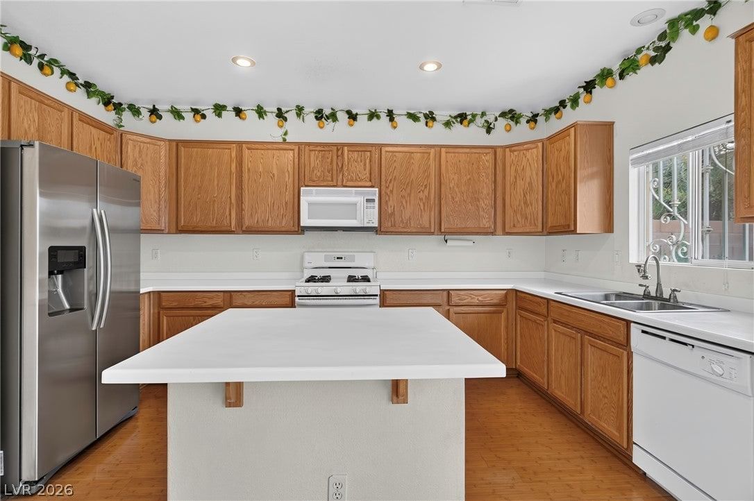 4871 Lionesse Court