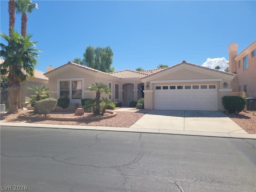211 Arbour Garden Avenue