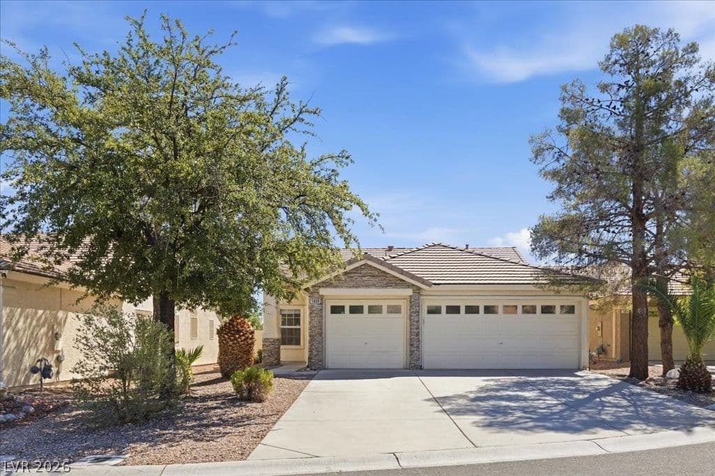 1808 Lyell Canyon Lane