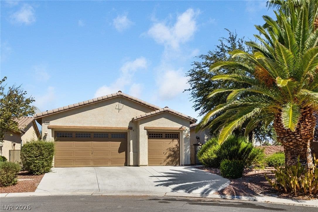 4845 Bientian Way