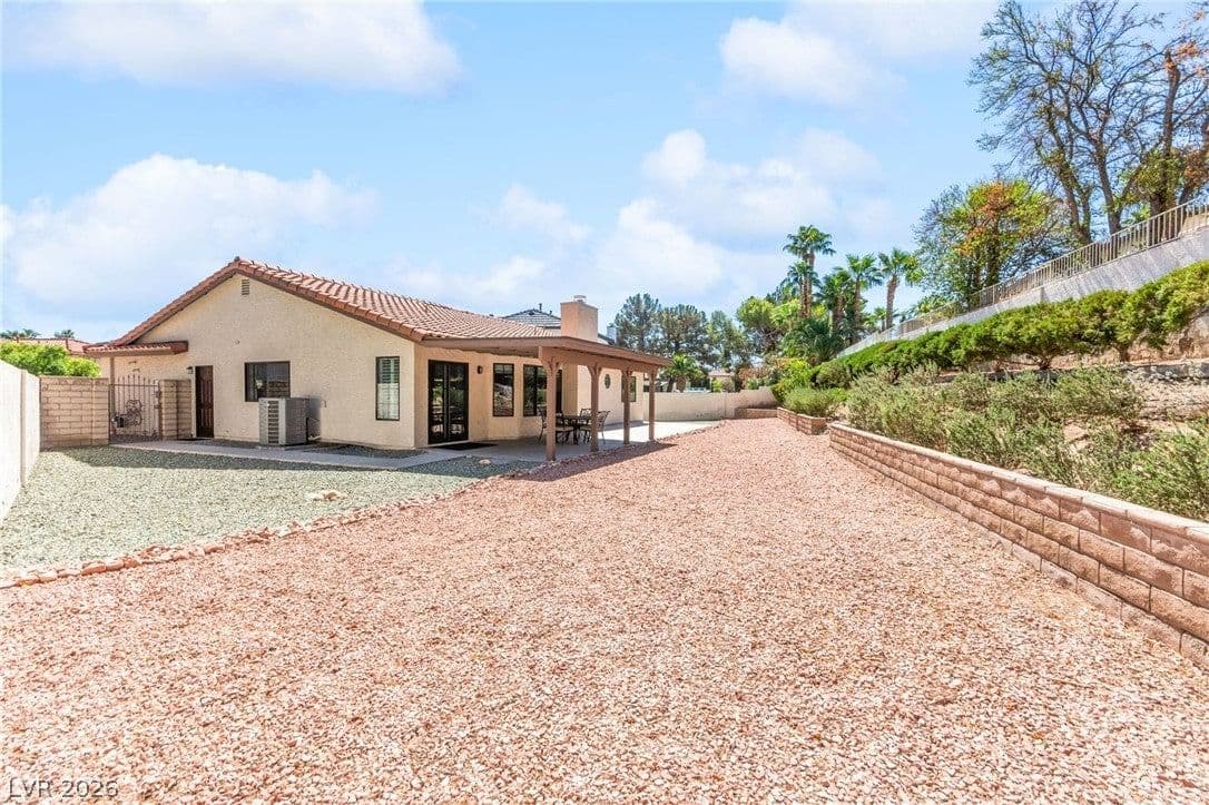 2805 Crystal Cove Drive