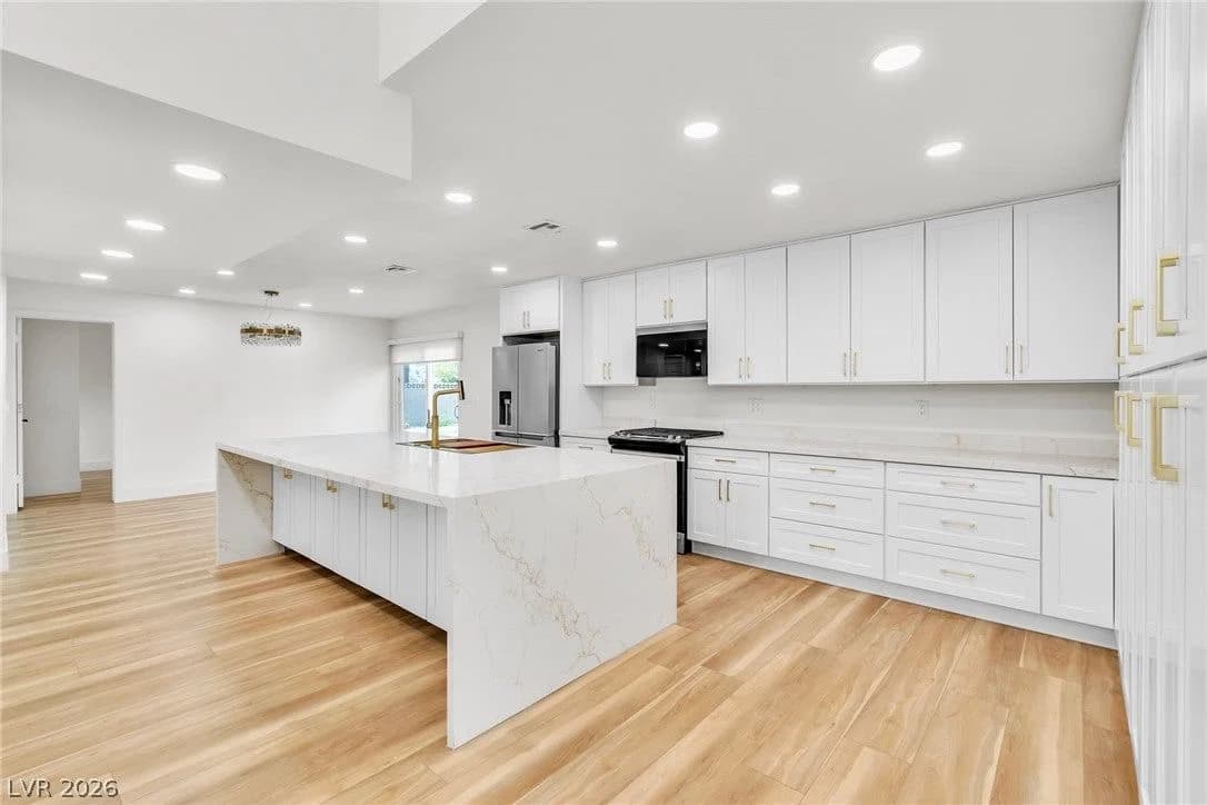 4132 Butterfield Way