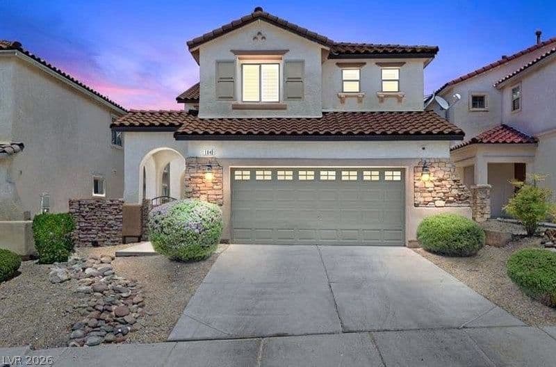1640 Yellow Tulip Place