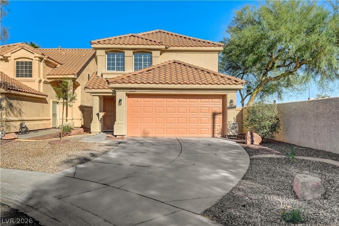 1600 Royal Canyon Drive