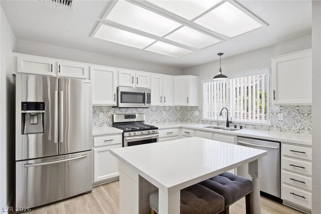 2529 Highvale Drive