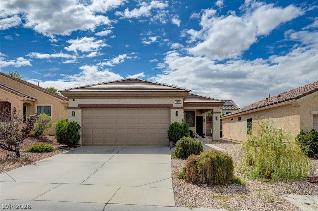 2851 Sapphire Desert Drive